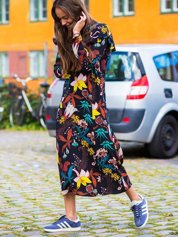 This $20 Dress Is Perfect With Flats and Ankle Boots | Who What Wear
