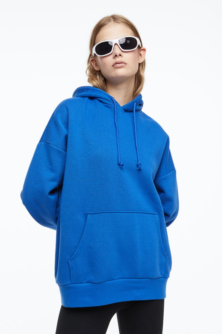7 Hoodie Outfits Fashion People Are Selling Me On | Who What Wear