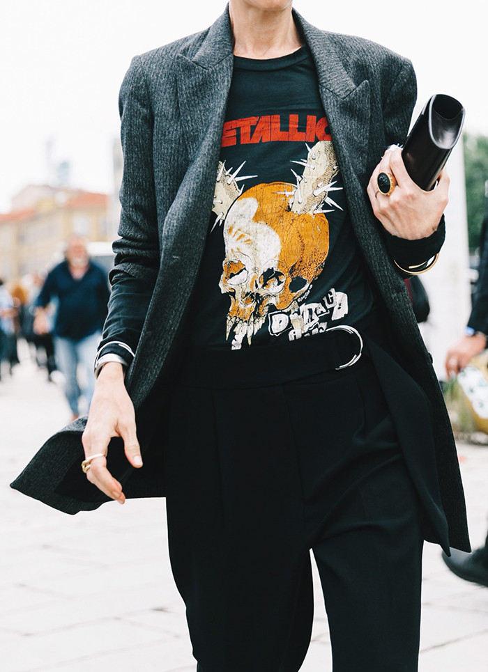 graphic-t-shirt-street-style