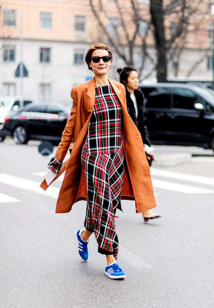 The Sneakers All Fashion Insiders Are Wearing Now | WhoWhatWear