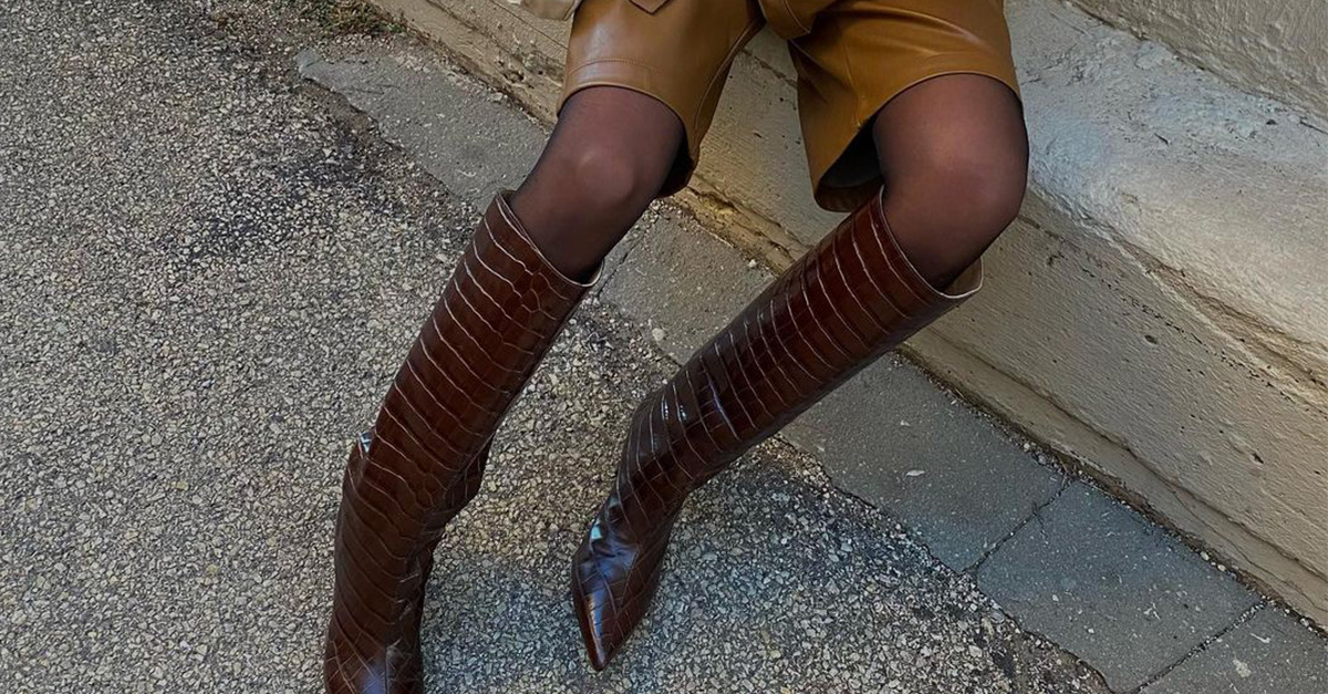 Read more about the article Move Over, Black Boots—Here’s How Fashion Girls Are Styling Their Brown Pairs
