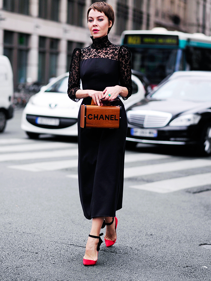 43 Street Shots of Girls in Chanel—Because Who Wouldn't Want That? | Who  What Wear