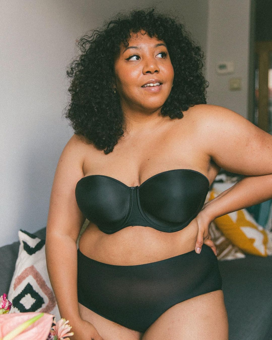 These 21 Strapless Bras Have the Best Reviews