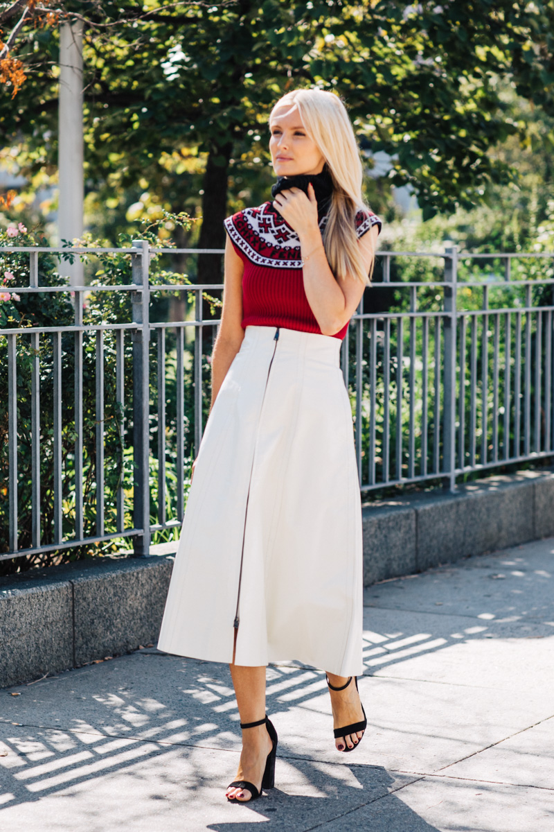 white skirt christmas outfit