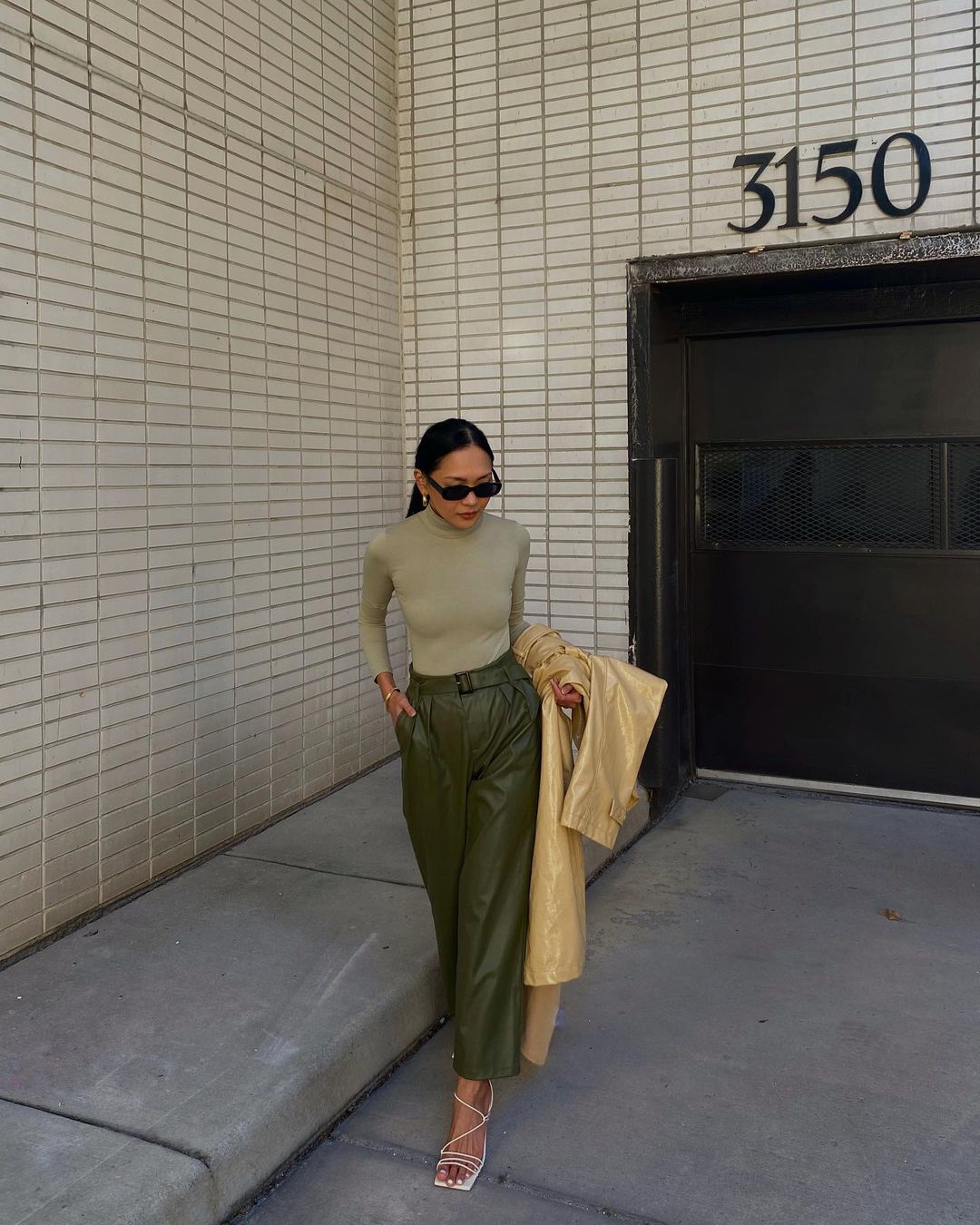 7 Olive-Green Outfits You Can Wear Year ...