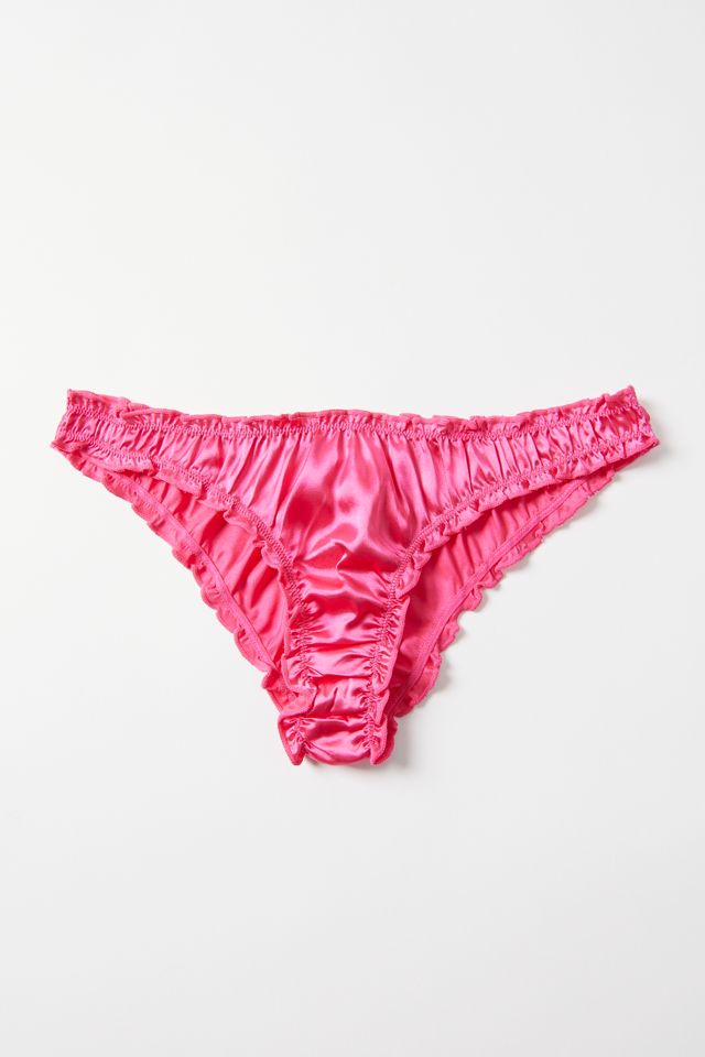 The 6 Types of Underwear Every Woman Should Own | Who What Wear