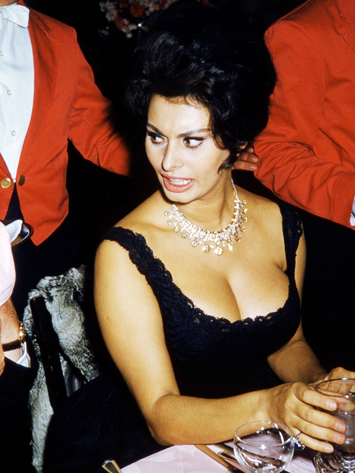 Sophia Loren Style: 13 of Her Sassiest Vintage Looks | Who What Wear UK
