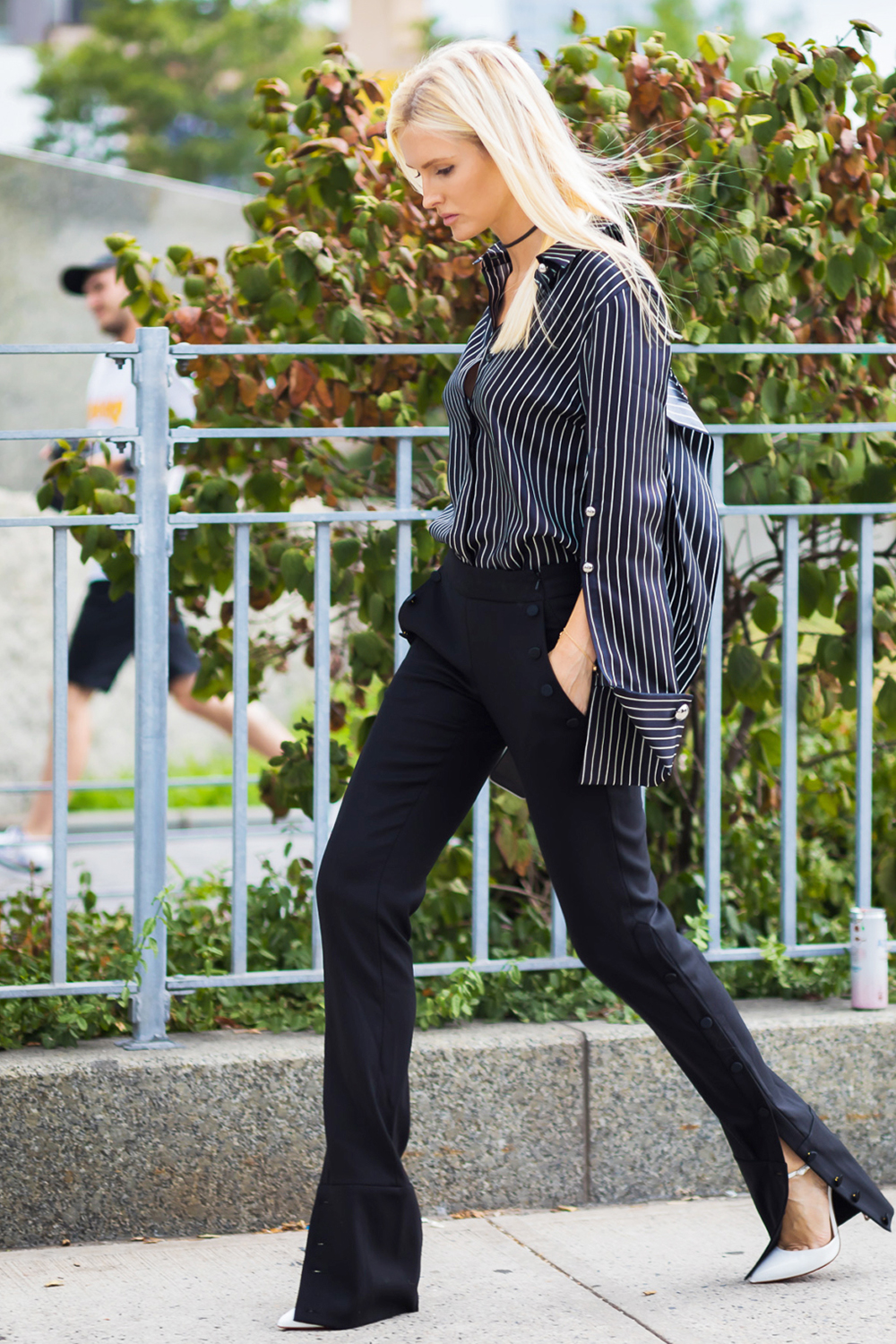 Get Inspired With Our Roundup of All-Black Work Outfits | Who What Wear