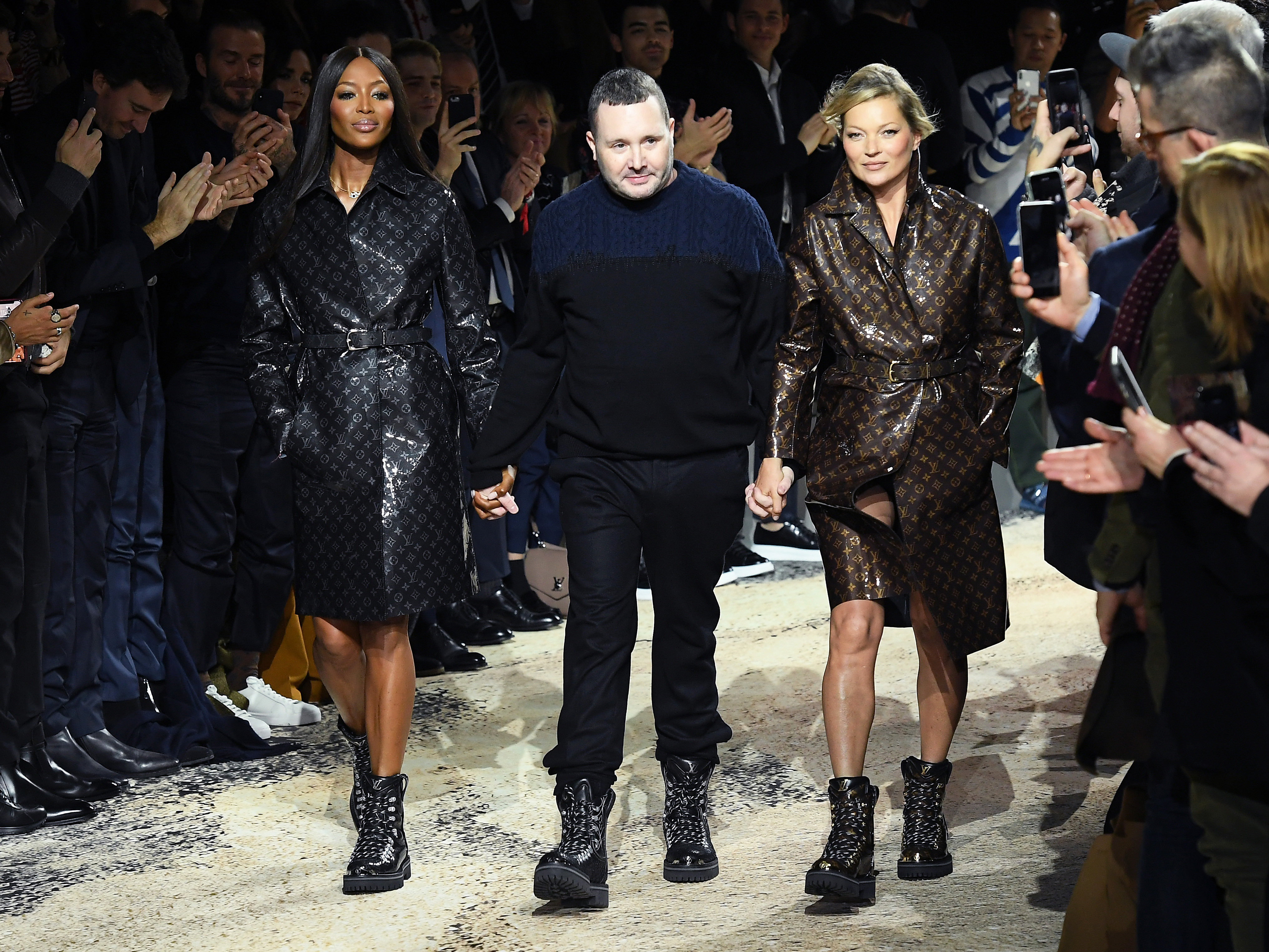 Kate Moss and Naomi Campbell Reunited on the Runway for a Special Reason – luxreagent27401
