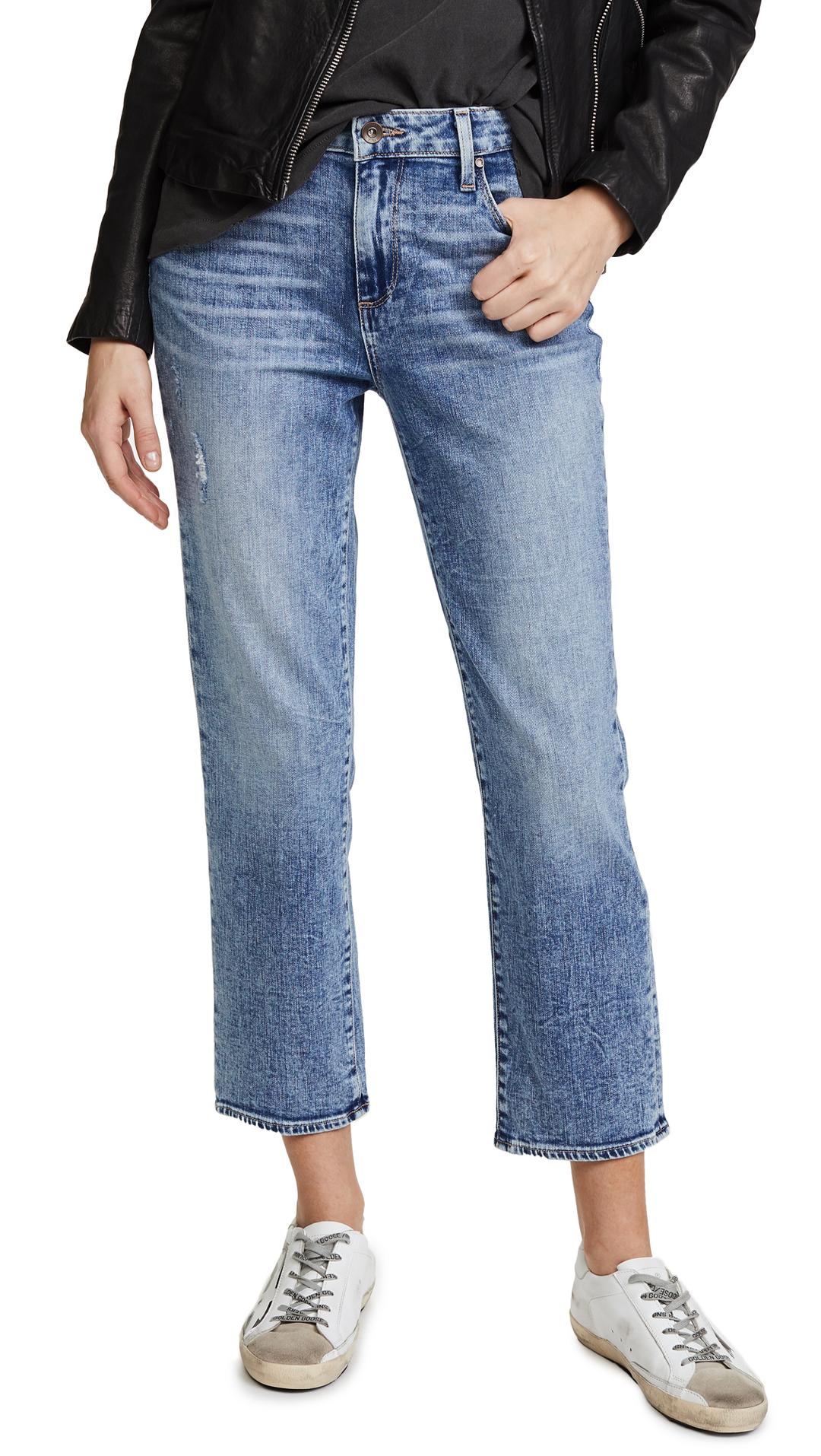 most flattering jeans for wide hips