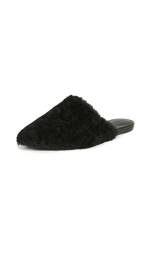 16 Cozy Slippers You Won't Ever Want to Take Off | Who What Wear