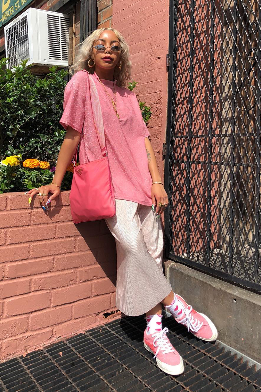 Pink sneakers outfit
