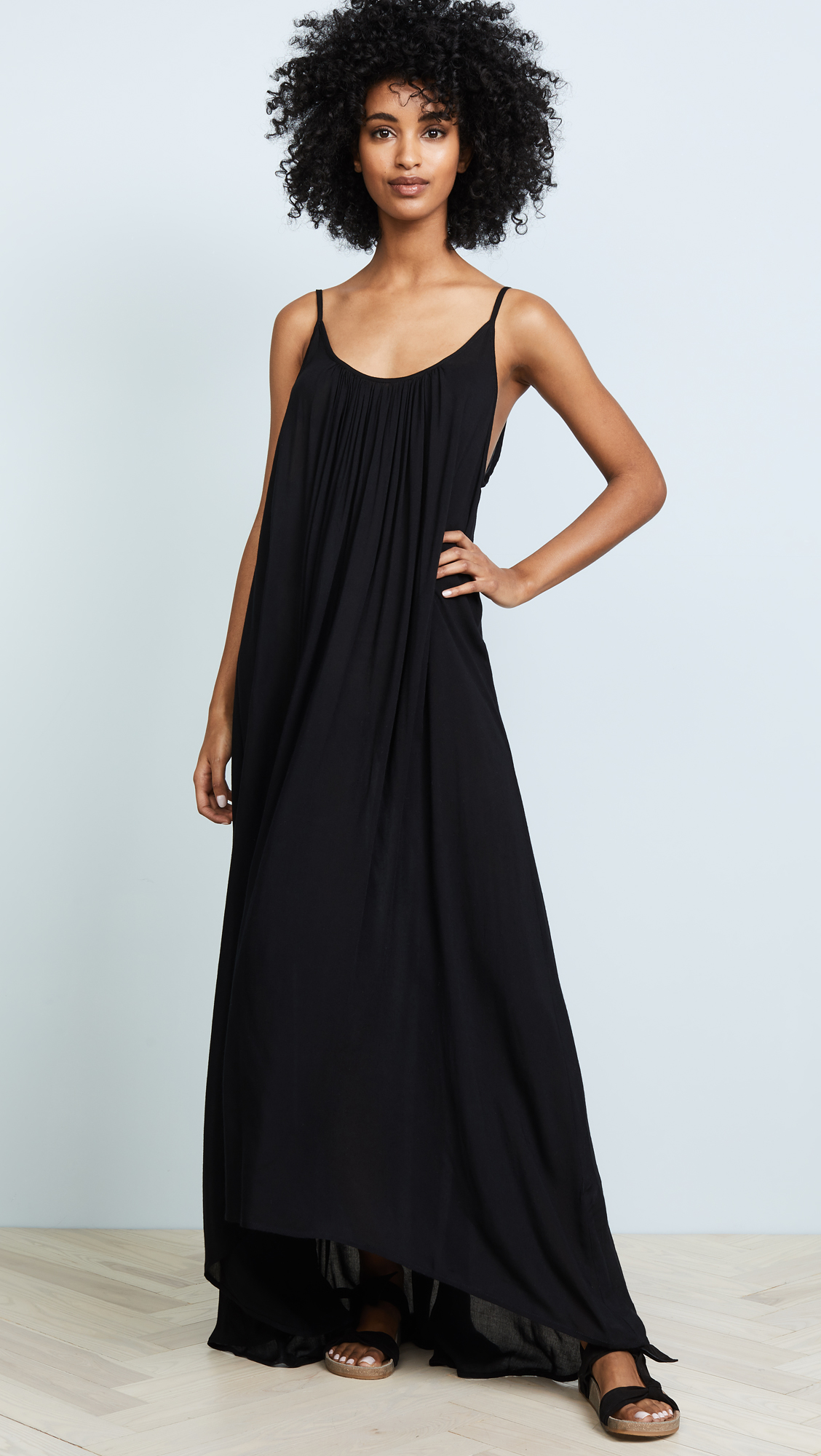 16 Black Flowy Dresses That Are So Easy ...