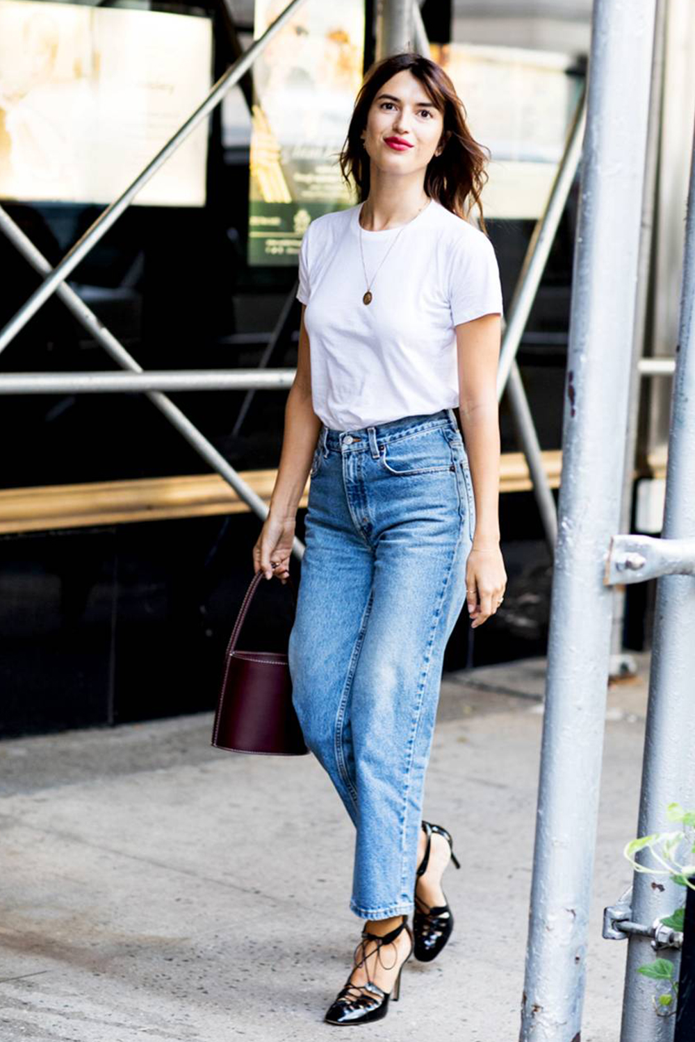 96 of the Chicest White T-Shirt Outfits ...