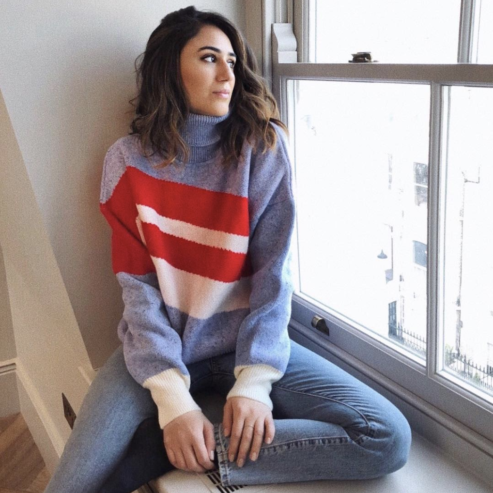 You're About to See Color-Block Sweaters Everywhere | Who What Wear