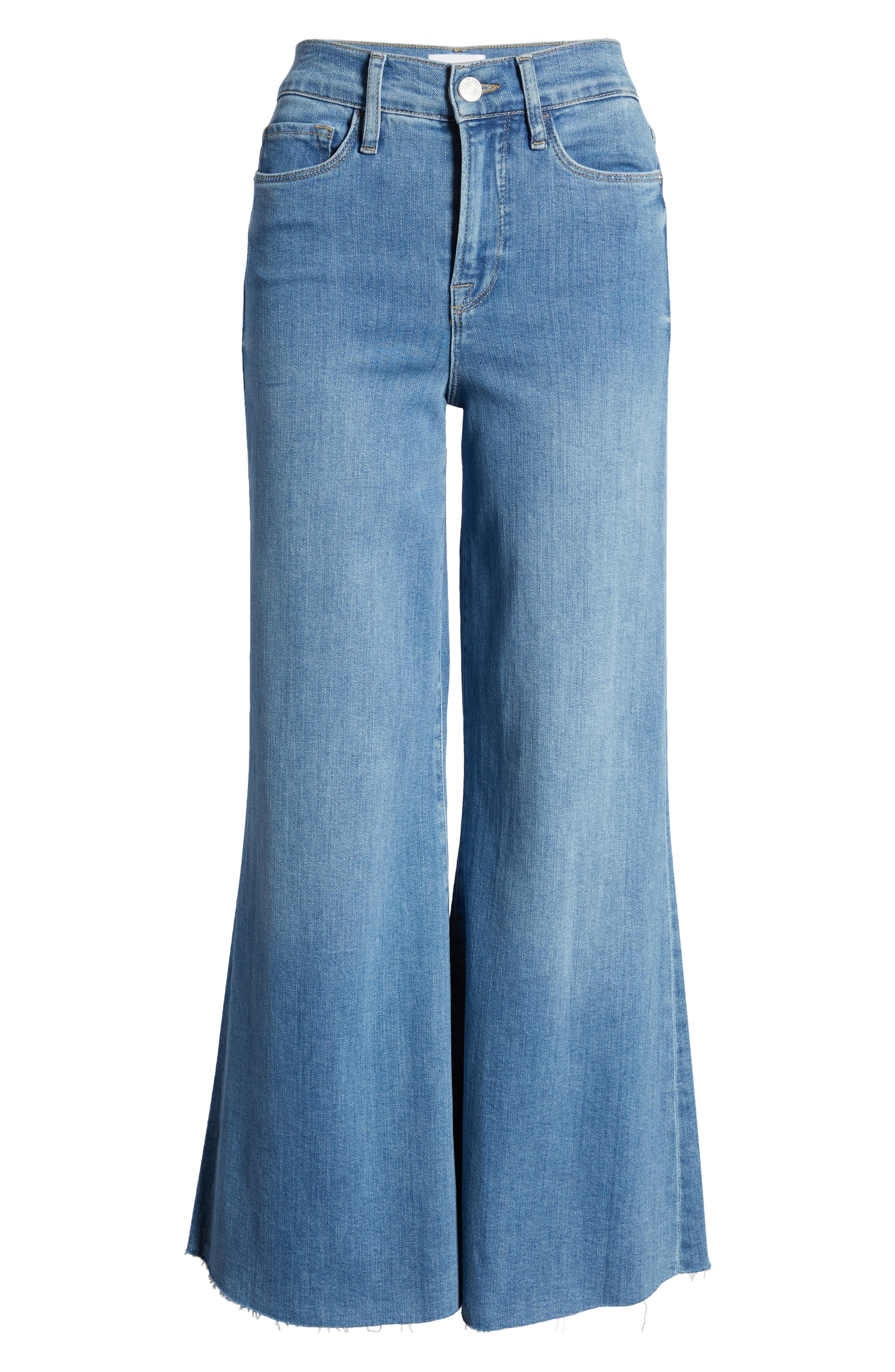 Here's How to Wear Wide-Leg Jeans This Spring | Who What Wear