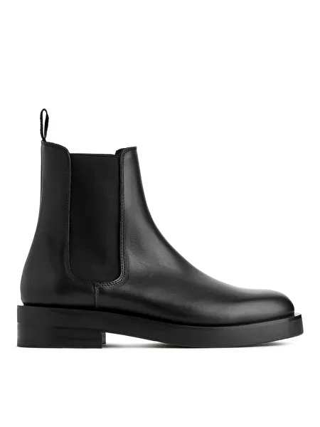 How to Wear Chelsea Boots With Everything You Already Own | Who What ...