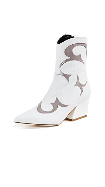 Yes, You Need These White Western Boots for Fall | Who What Wear