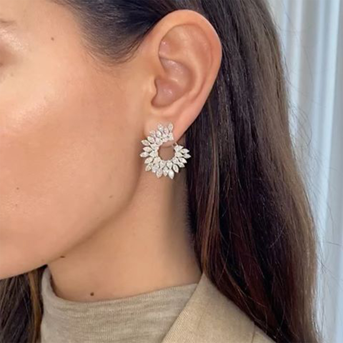 How to clean diamond earrings