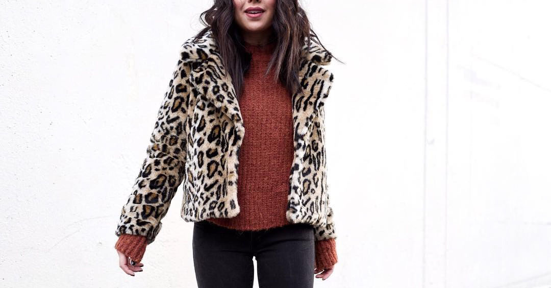 15 Winter Outfits to Wear With Black Jeans