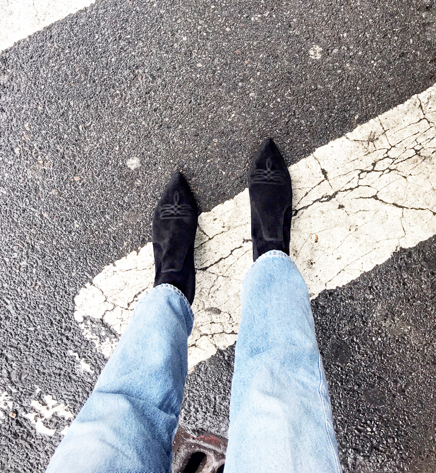 ankle cowboy boots black