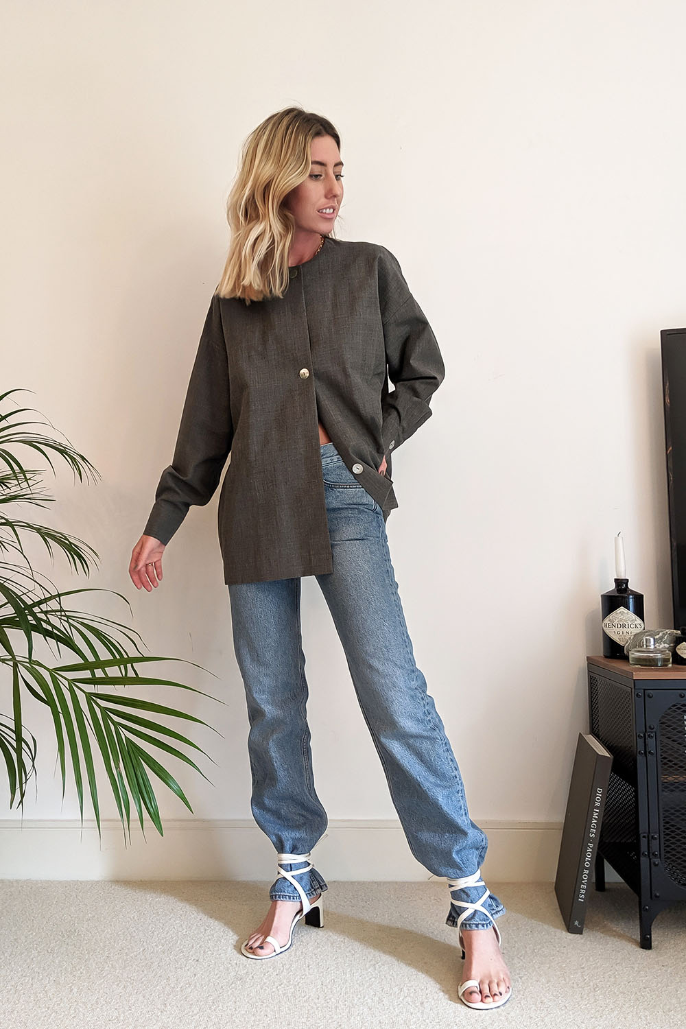 How to Wear StraightLeg Jeans 9 Outfit Ideas Who What Wear UK