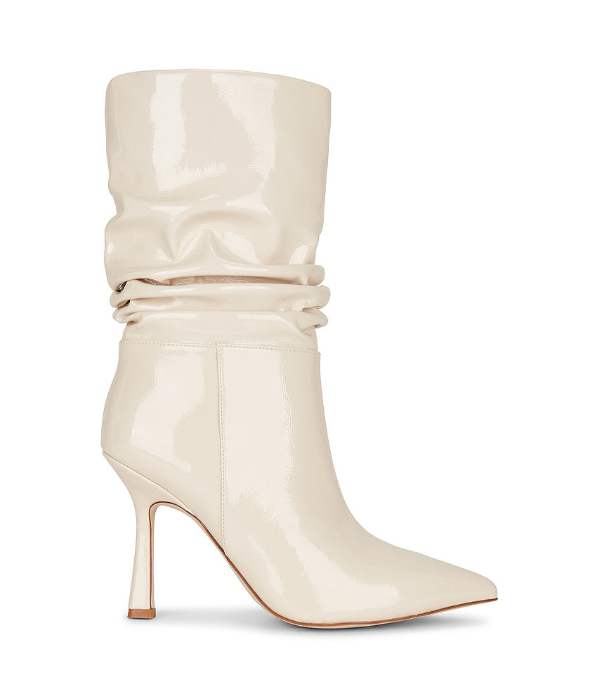white ankle boots winter outfits 272481 1693693611831