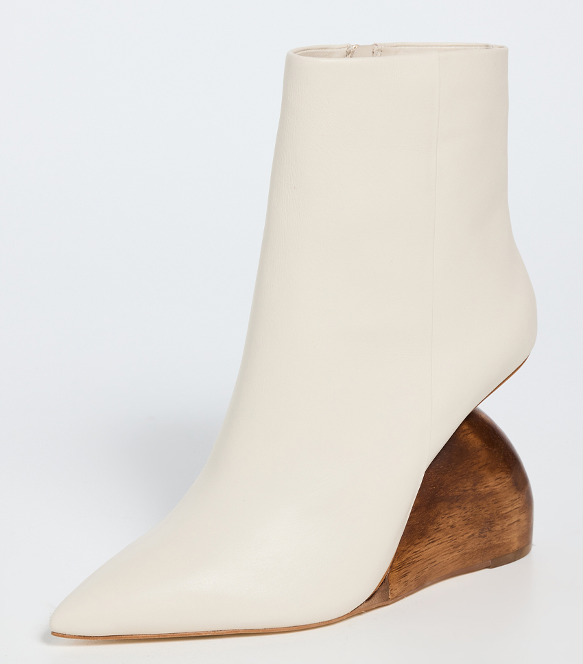 white ankle boots winter outfits 272481 1693701232306