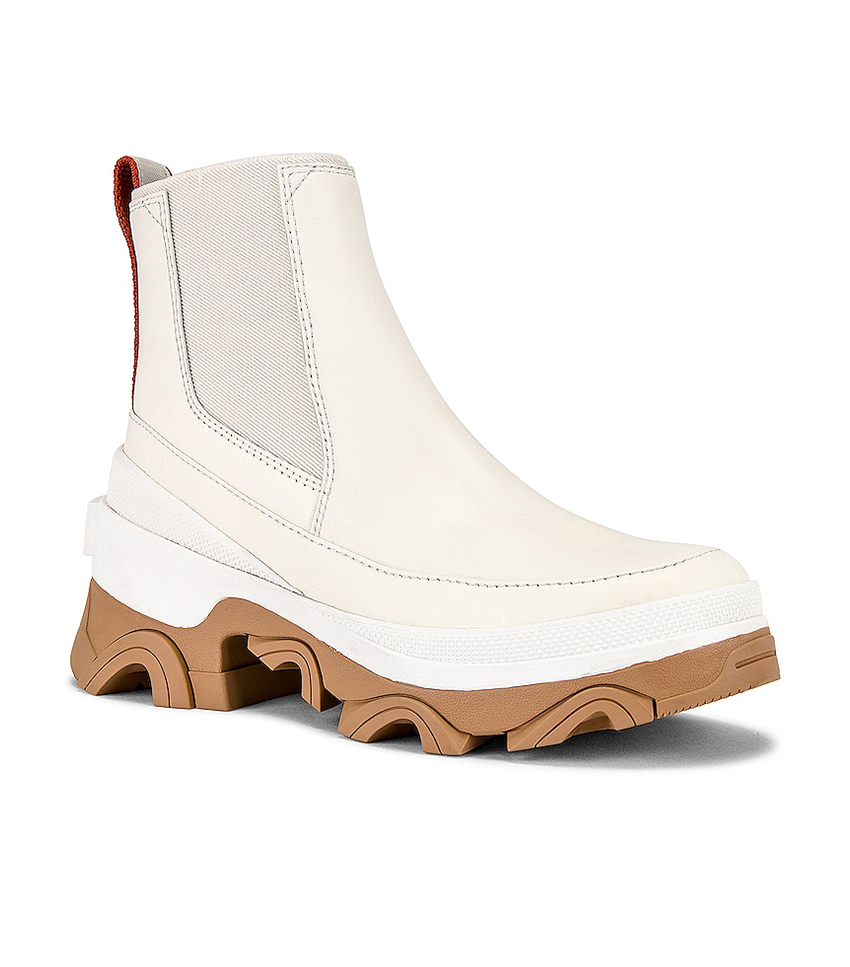 white ankle boots winter outfits 272481 1693703468008