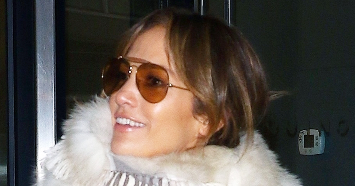 How Jennifer Lopez Makes Sweatpants and Boots Look Chic | Who What Wear