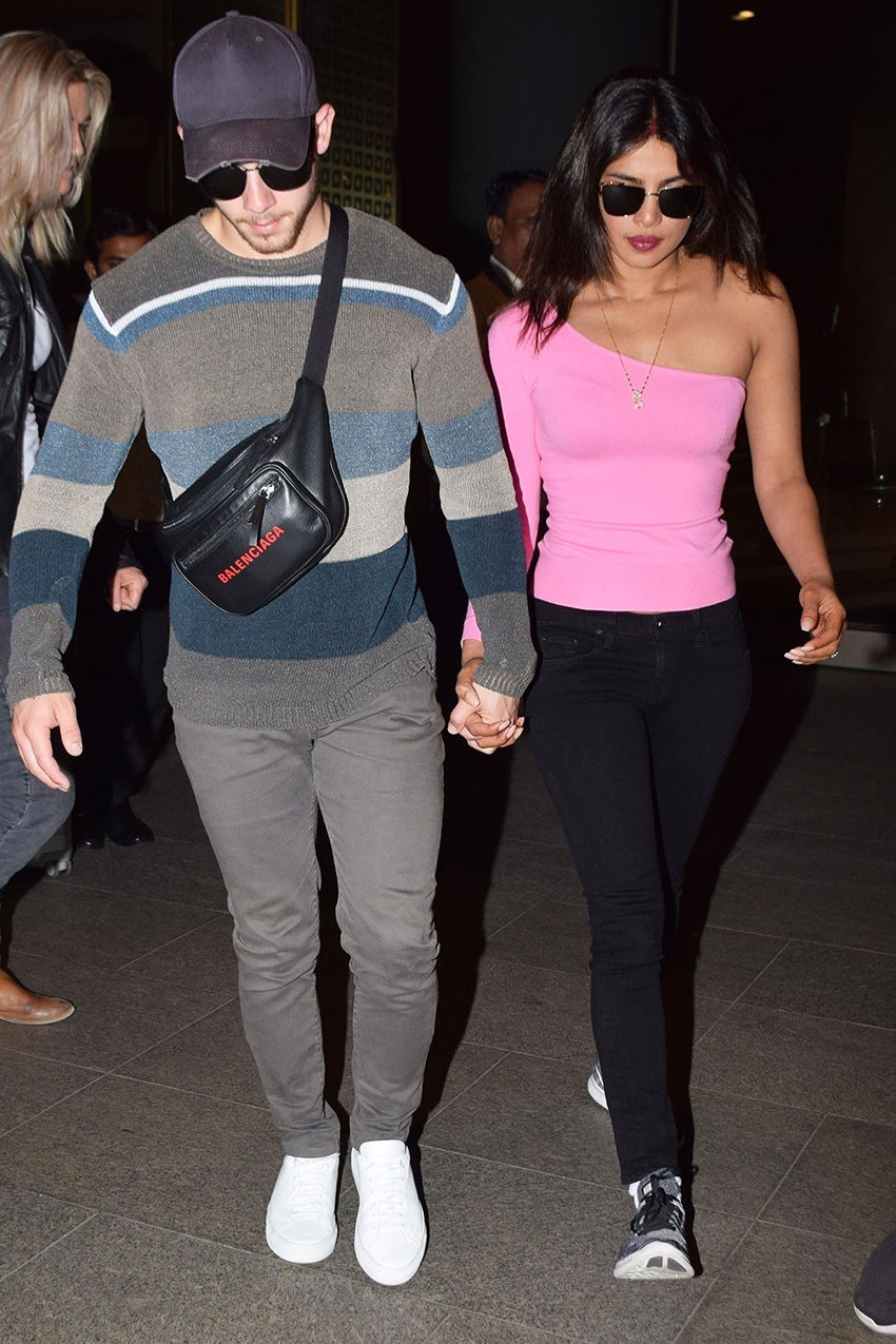 Nick Jonas and Priyanka Chopra at the airport