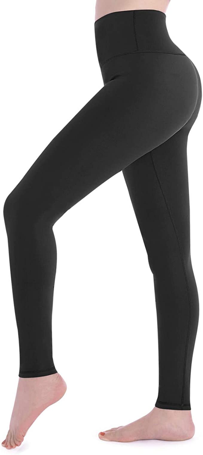 black yoga pants booty