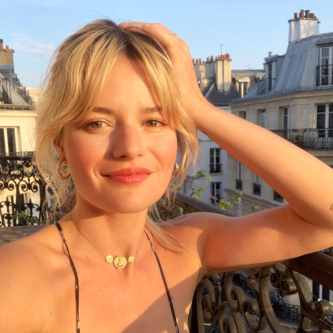 How To Style French Girl Fringe Bangs Who What Wear