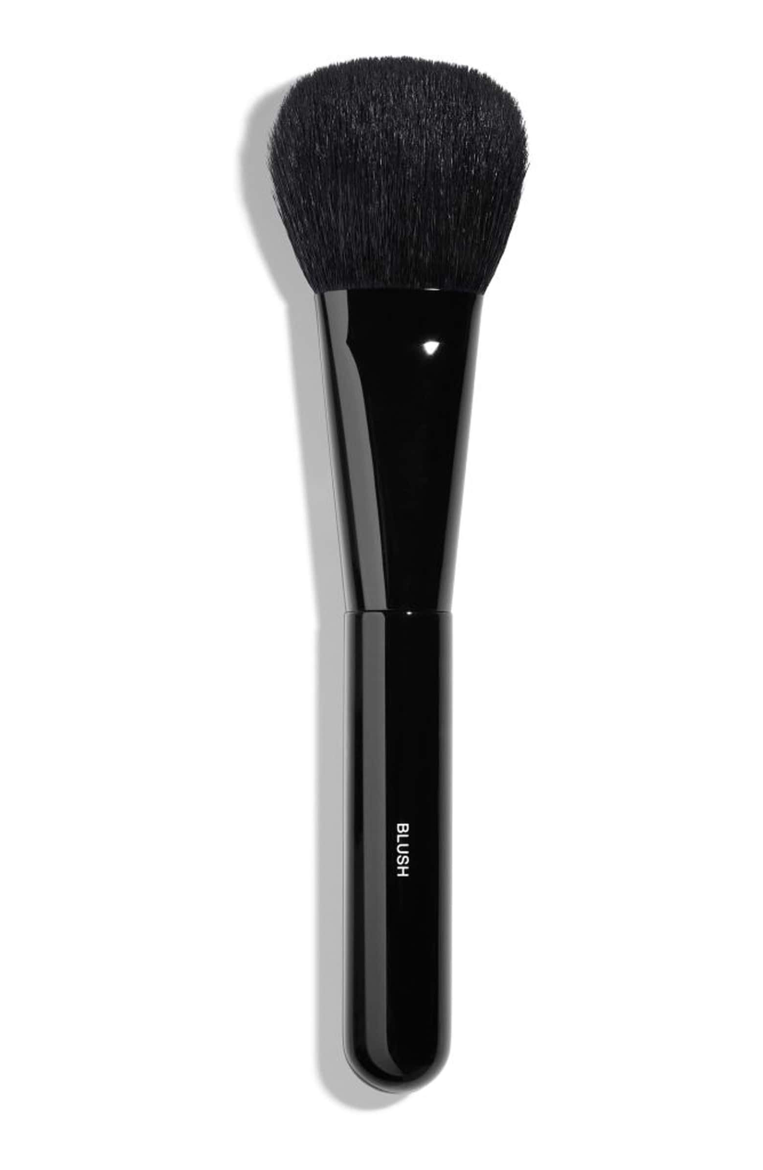 How to clean makeup brushes: Chanel Pinceau Blush Blush Brush