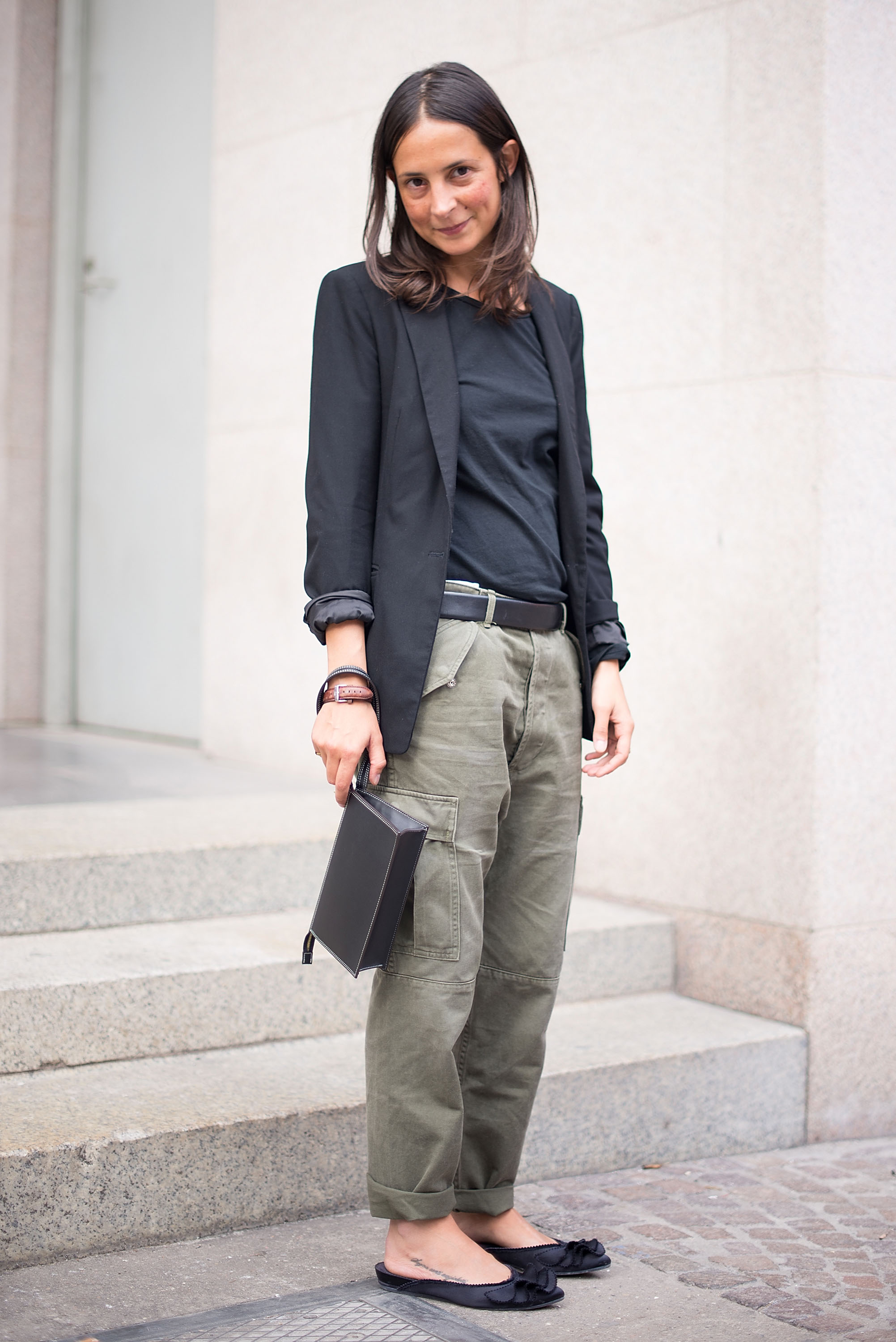 womens cargo pants outfit