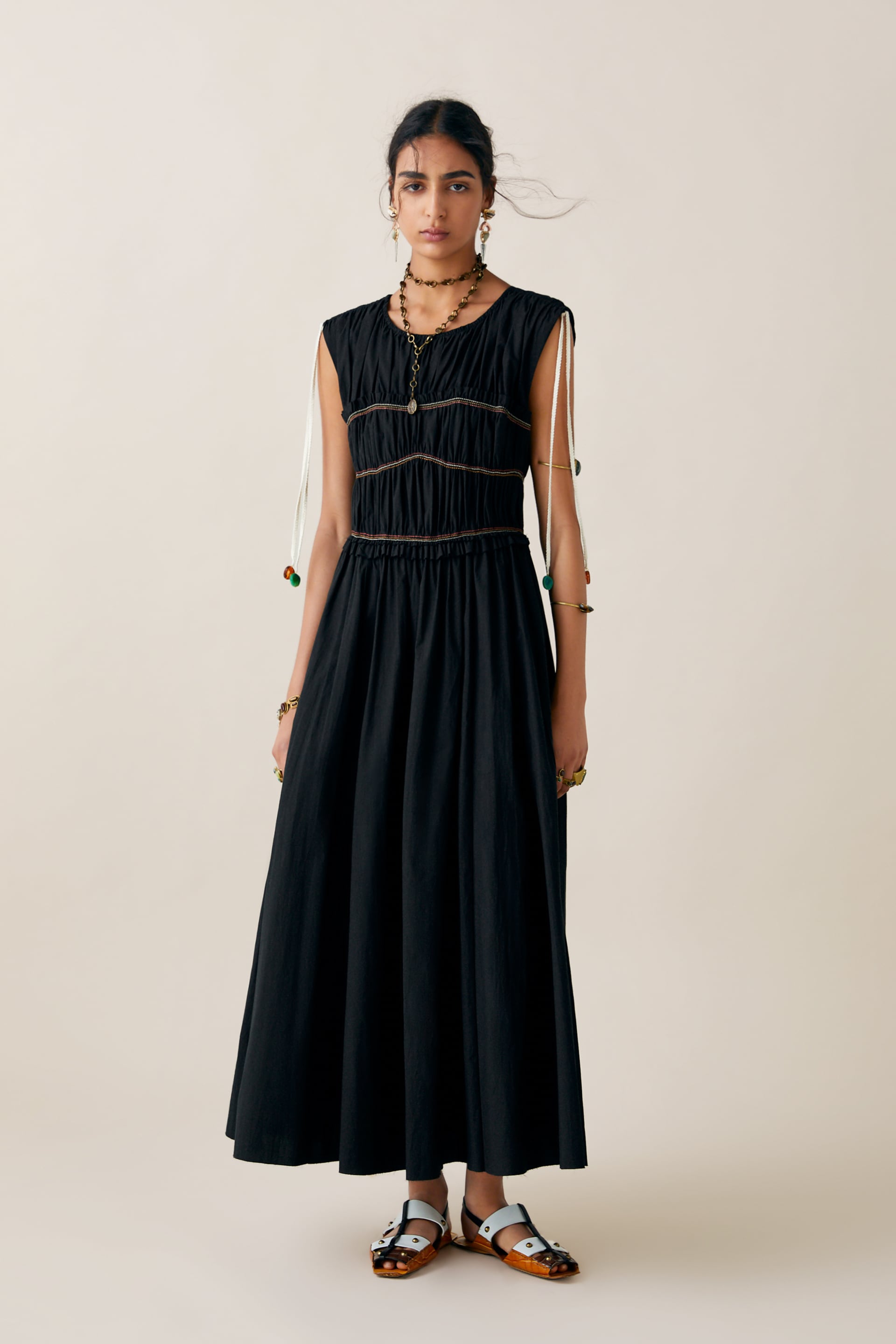 zara dress with contrasting piping
