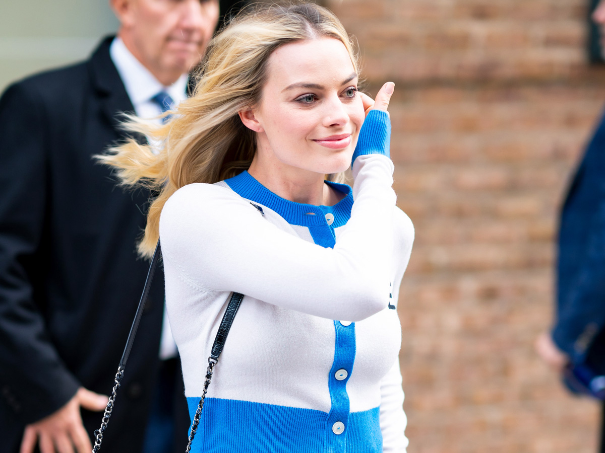 Margot Robbie's Favorite Outfit Combo