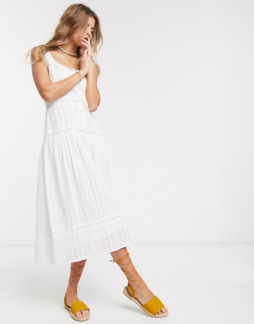 Casual White Dresses for Summer 