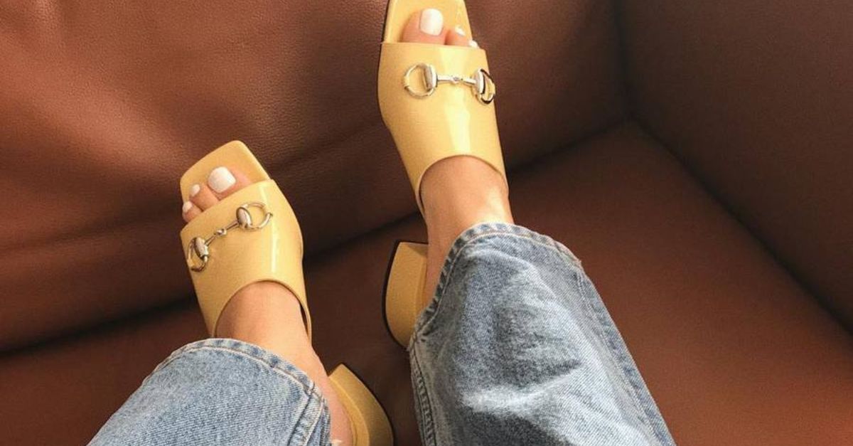 This White Pedicure Looks So Expensive With Summer Sandals | Who What ...
