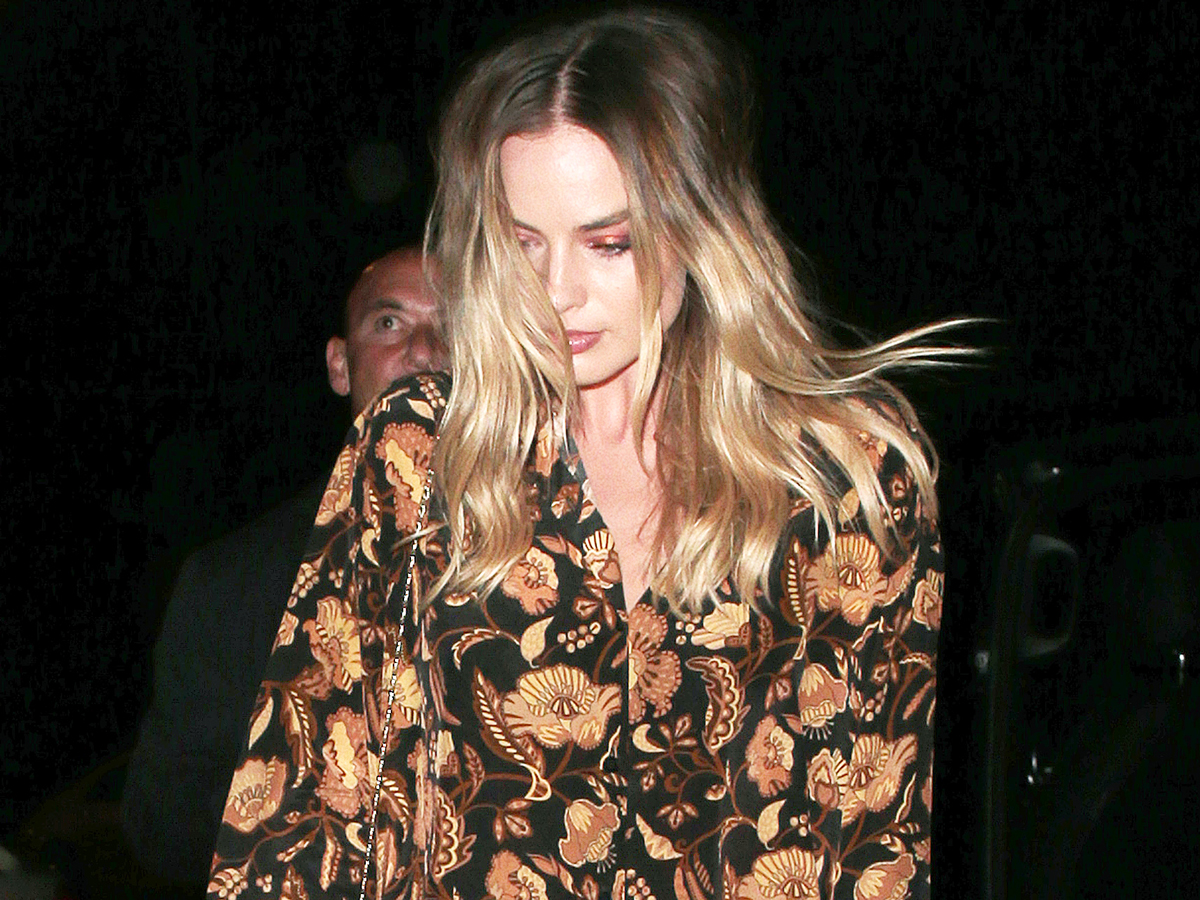 Margot Robbie's After-Party Outfit