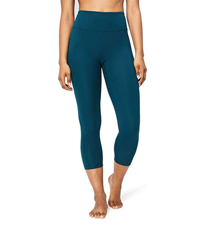 13 Best Yoga Pants for a Wholesome And Relaxing Yoga Session  PINKVILLA