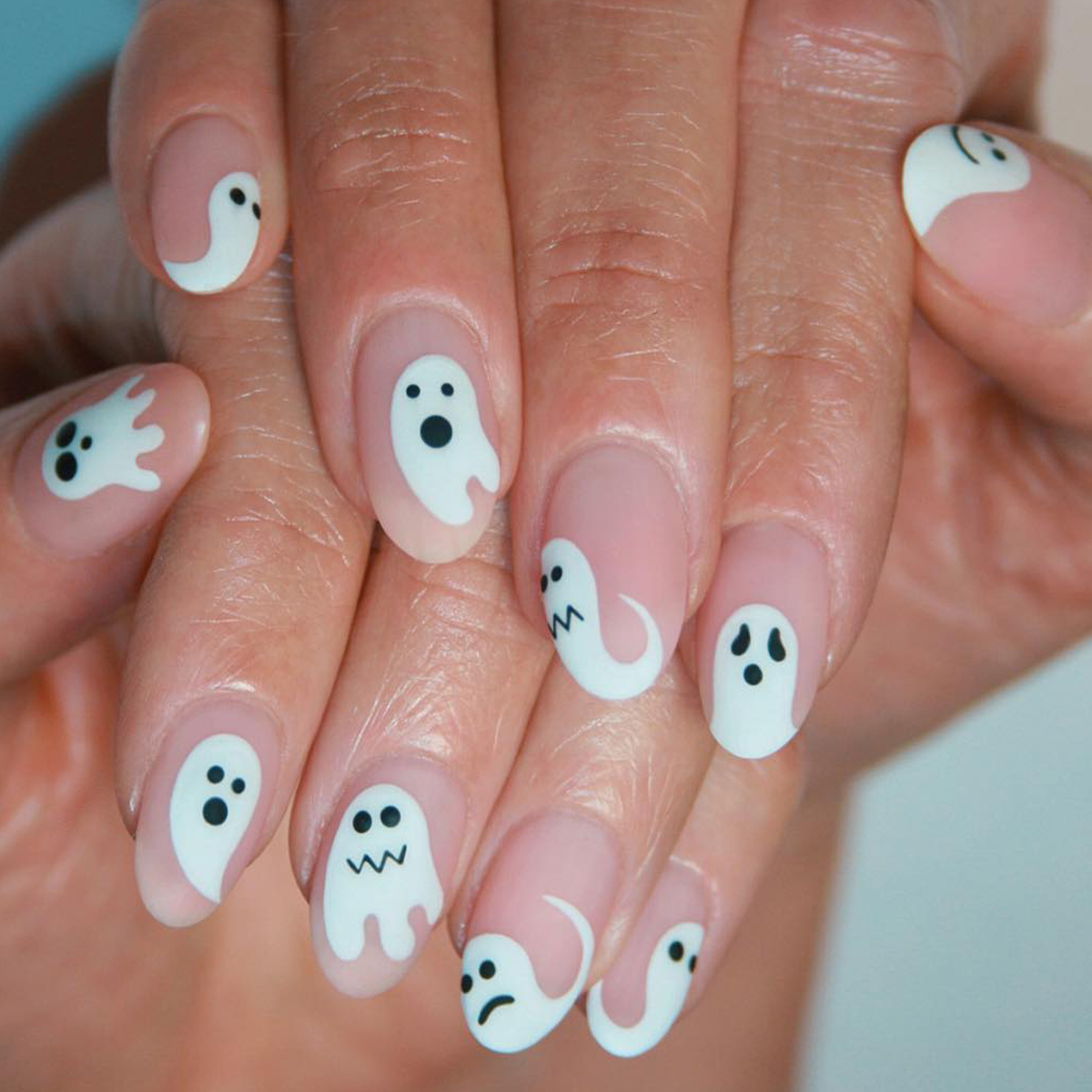 25 Festive Halloween Nail Designs We Can't Stop Looking At | Who What Wear