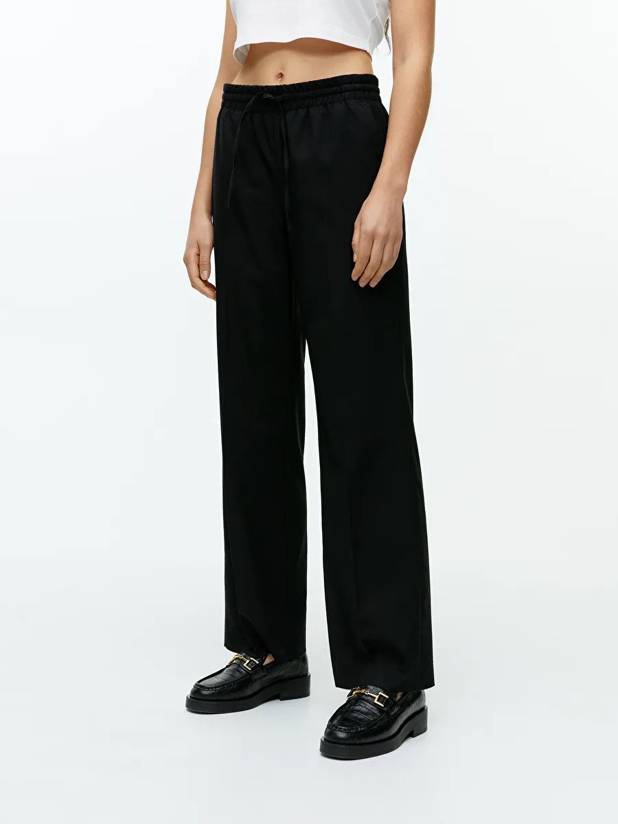 The 20 Best Wide-Leg Trousers for Petite Women | Who What Wear UK