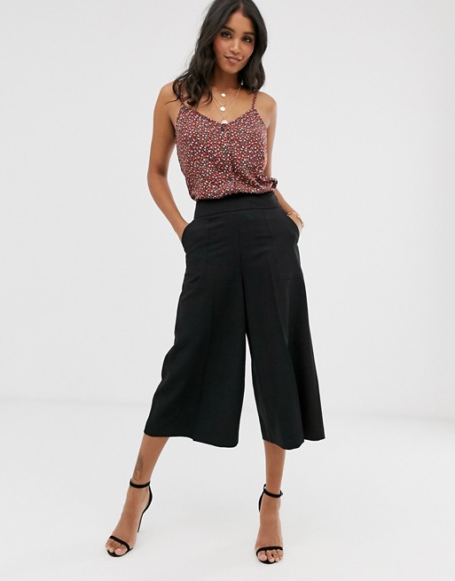 casual culottes outfit