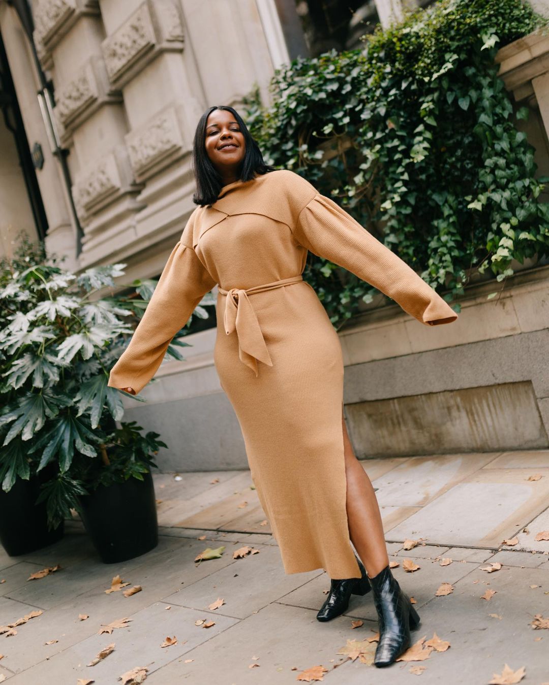 London Winter Fashion Trends: @styleidealist wears a jumper dress