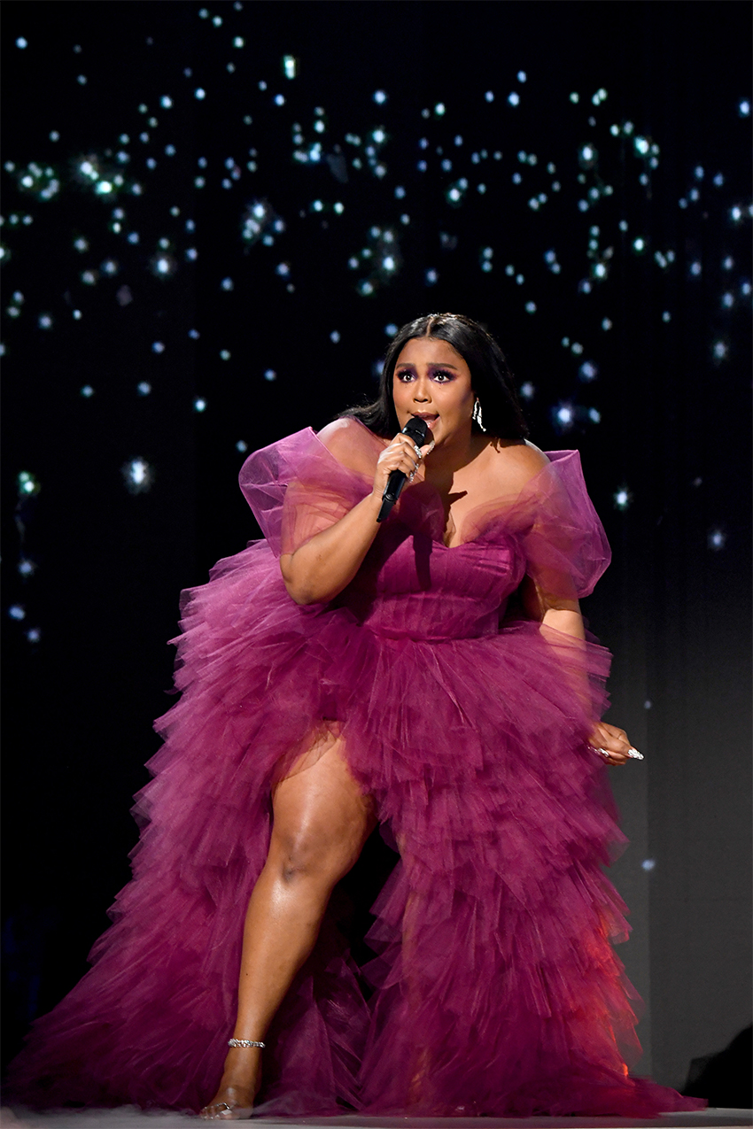 The 12 Best Lizzo Outfits That Are Good as Hell Who What