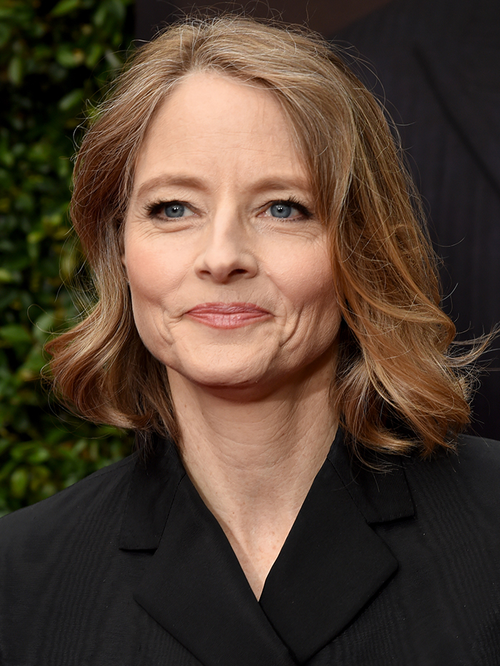 Short Hairstyles For Older Women: Jodie Foster has a blunt bob