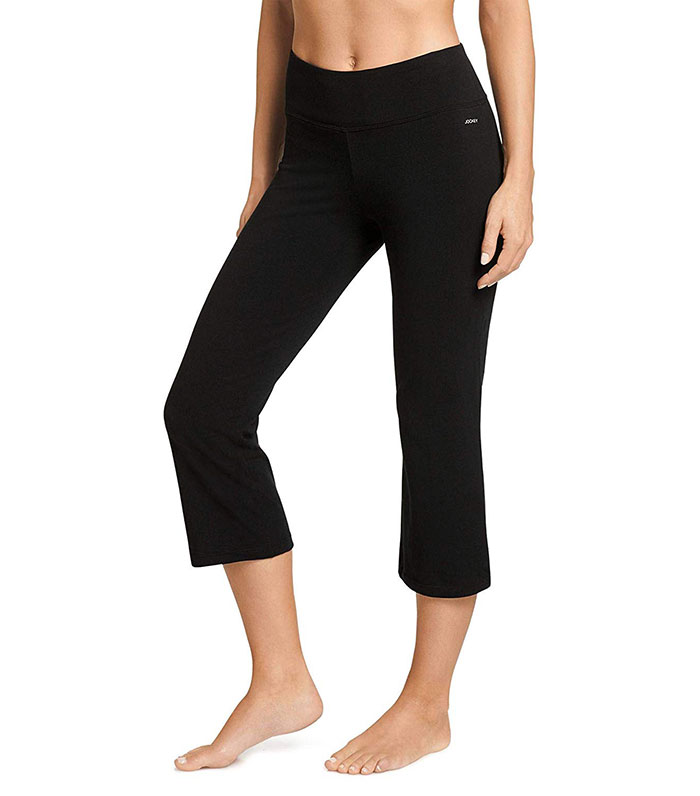 14 Best Flare Yoga Pants, Based on Amazon Reviews | TheThirty