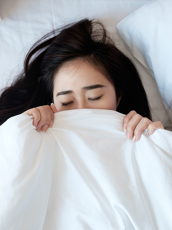7 Best Pillow Sprays for Better Sleep