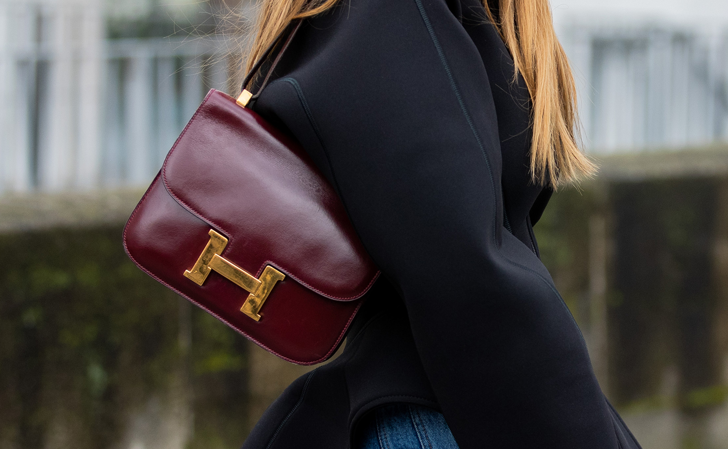 how to buy hermes constance bag